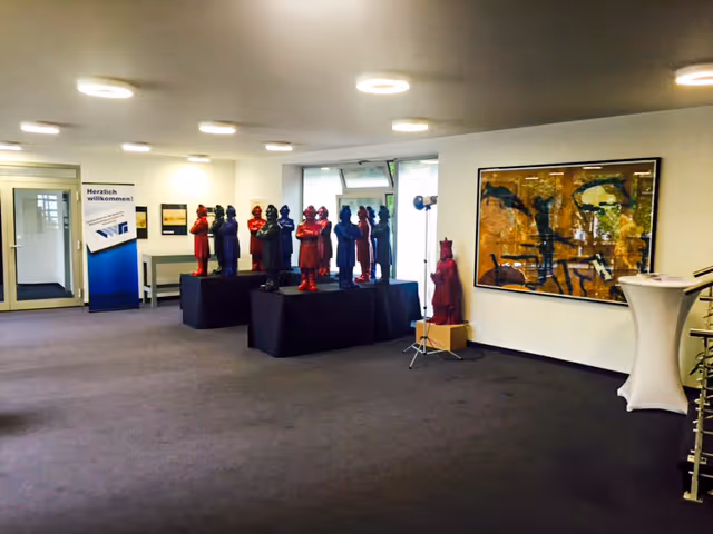 Ausstellung in der SIHK zu Hagen vom 20. - 27. August 2015 © Foto: Dr. Helmut Franzen
